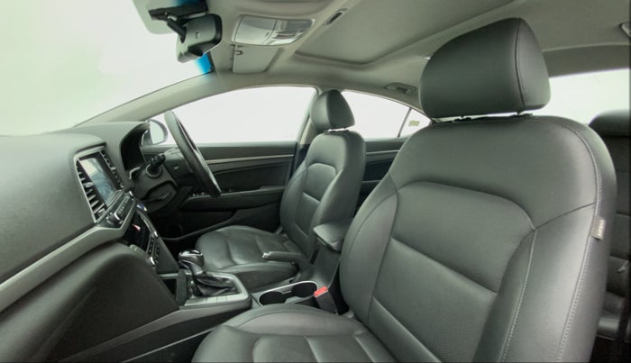 2018 Hyundai New Elantra 2.0 SX(O) AT PETROL, Petrol, Automatic, 44,123 km, Right Side Front Door Cabin
