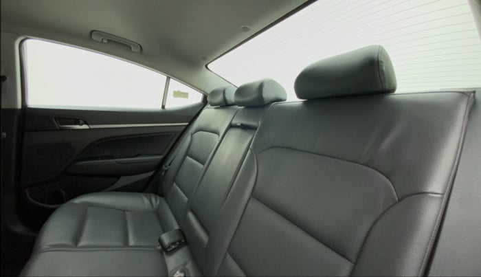 2018 Hyundai New Elantra 2.0 SX(O) AT PETROL, Petrol, Automatic, 44,123 km, Right Side Rear Door Cabin