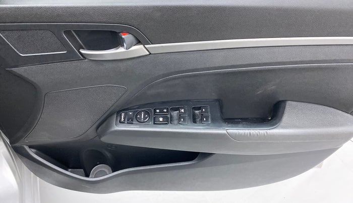 2018 Hyundai New Elantra 2.0 SX(O) AT PETROL, Petrol, Automatic, 44,123 km, Driver Side Door Panels Control