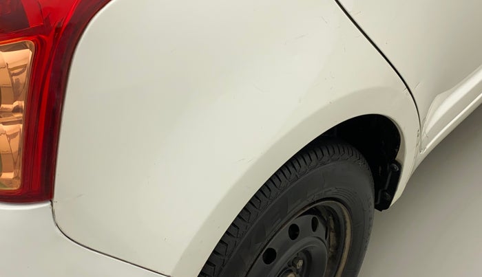 2011 Maruti Swift VXI, Petrol, Manual, 28,803 km, Right quarter panel - Minor scratches