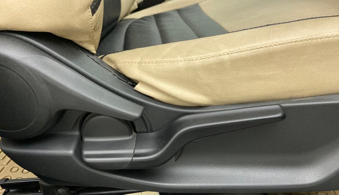 2018 Honda Amaze 1.2 V CVT I VTEC, Petrol, Automatic, 12,503 km, Driver Side Adjustment Panel
