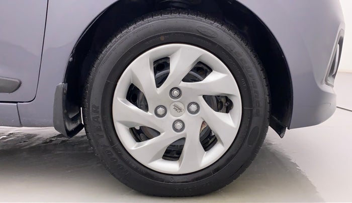 2014 Hyundai Grand i10 SPORTZ 1.2 KAPPA VTVT, CNG, Manual, 51,271 km, Right Front Wheel