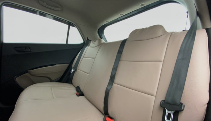 2015 Hyundai Grand i10 MAGNA 1.2 VTVT, Petrol, Manual, 16,026 km, Right Side Rear Door Cabin
