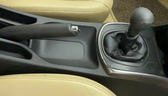 2014 Honda City 1.5L I-DTEC VX, Diesel, Manual, 55,687 km, Gear Lever