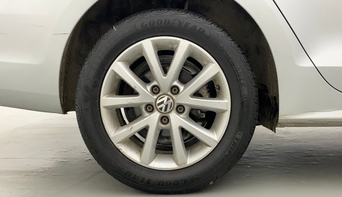 2014 Volkswagen Jetta COMFORTLINE TSI, Petrol, Manual, 77,996 km, Right Rear Wheel