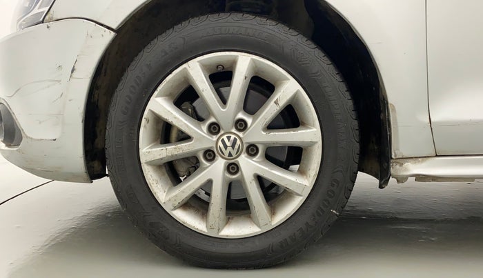 2014 Volkswagen Jetta COMFORTLINE TSI, Petrol, Manual, 77,996 km, Left Front Wheel