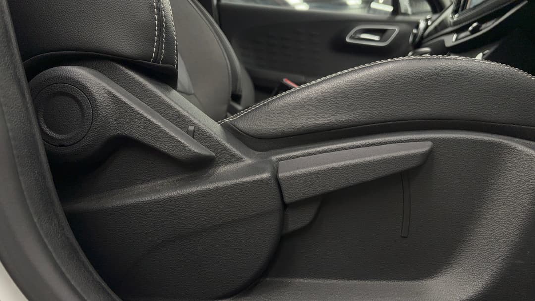 2024 MG Mg3 Auto Excite (with Navigation), Automatic, 13043 km, Drivers Side Adjustment Panel