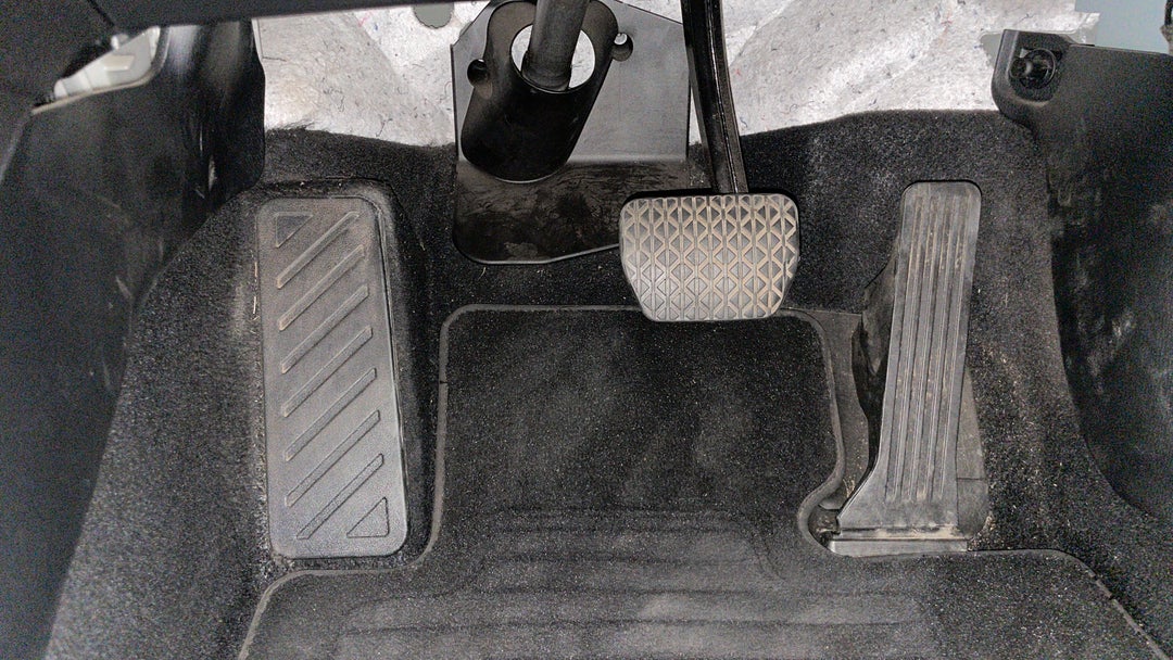 2017 Mazda 6 Touring, Automatic, 65282 km, Pedals and Footmat