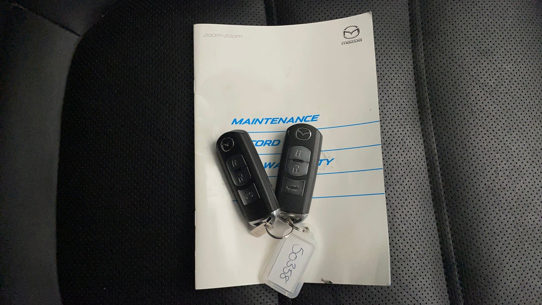 2017 Mazda 6 Touring, Automatic, 65282 km, Key Close-up