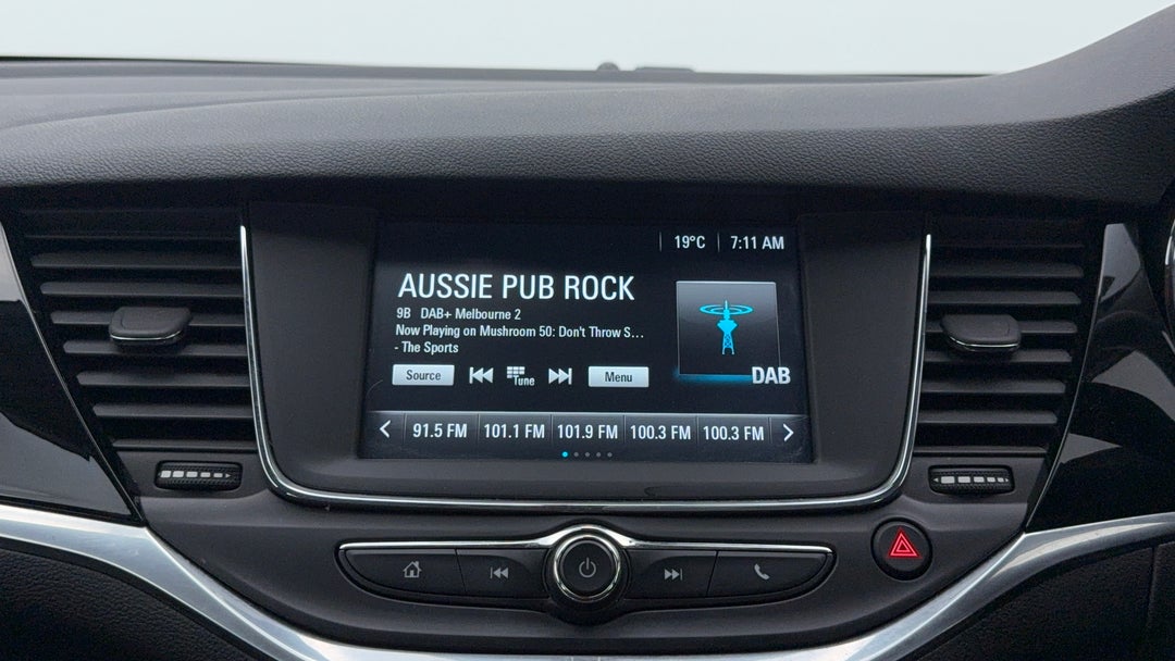 2017 Holden Astra Rs, Automatic, 57564 km, Infotainment System