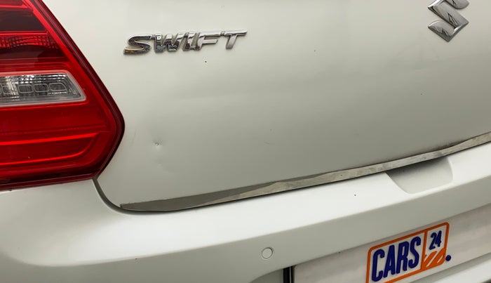 2018 Maruti Swift ZXI PLUS, Petrol, Manual, 86,302 km, Dicky (Boot door) - Slightly dented