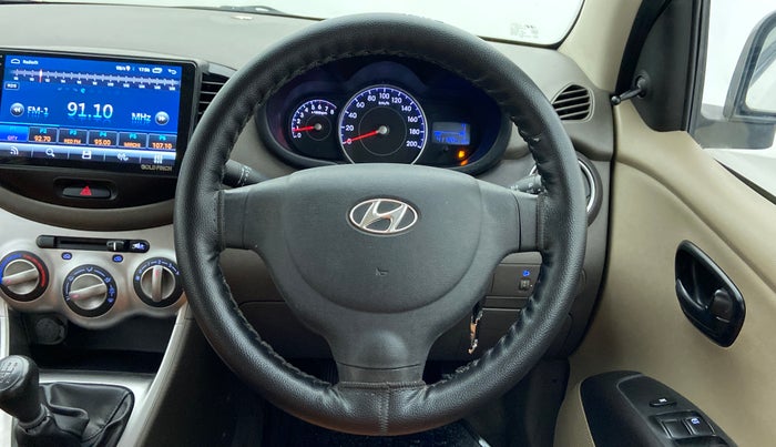 2014 Hyundai i10 MAGNA 1.1 IRDE2, Petrol, Manual, 41,814 km, Steering Wheel Close Up