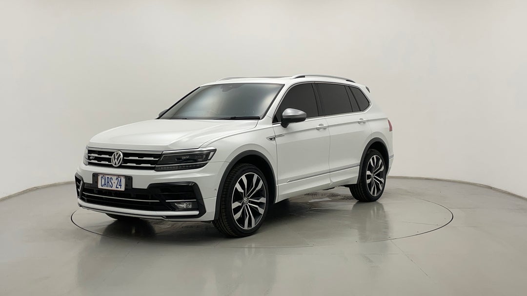 Left Front Diagonal (45- Degree) View