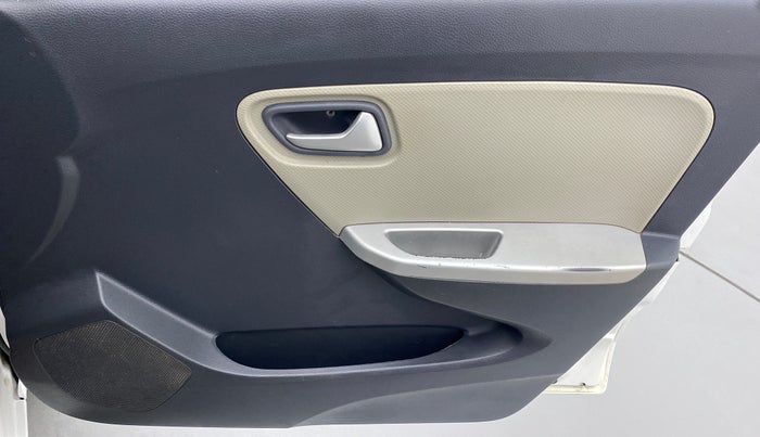 2016 Maruti Alto K10 VXI, Petrol, Manual, 97,954 km, Driver Side Door Panels Control