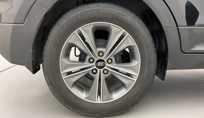 2018 Hyundai Creta SX PLUS AT 1.6 DIESEL, Diesel, Automatic, 29,937 km, Right Rear Wheel