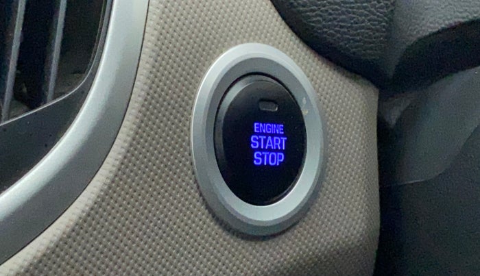 2018 Hyundai Creta SX PLUS AT 1.6 DIESEL, Diesel, Automatic, 29,937 km, Keyless Start/ Stop Button