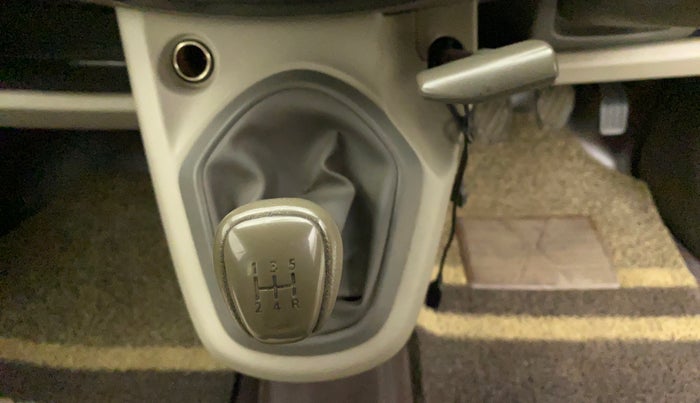 2015 Datsun Go Plus T, Petrol, Manual, 45,286 km, Gear Lever
