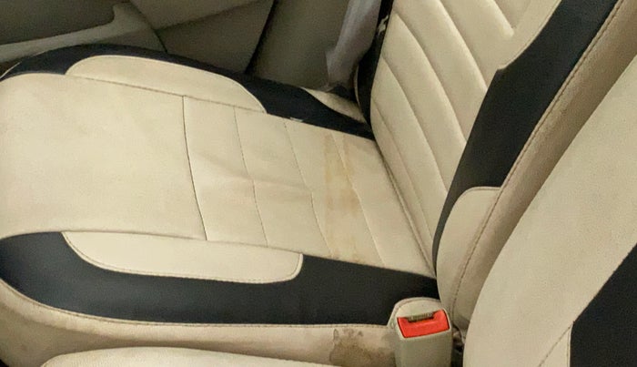 2015 Datsun Go Plus T, Petrol, Manual, 45,286 km, Driver seat - Cover slightly torn