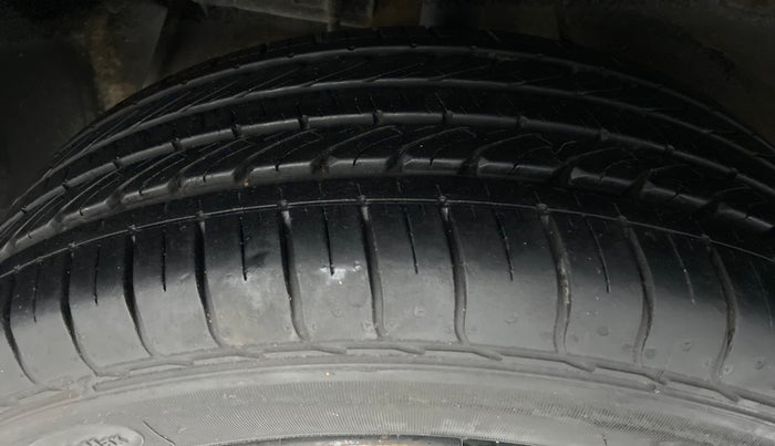 2018 Tata NEXON XE, Petrol, Manual, 10,745 km, Right Rear Tyre Tread