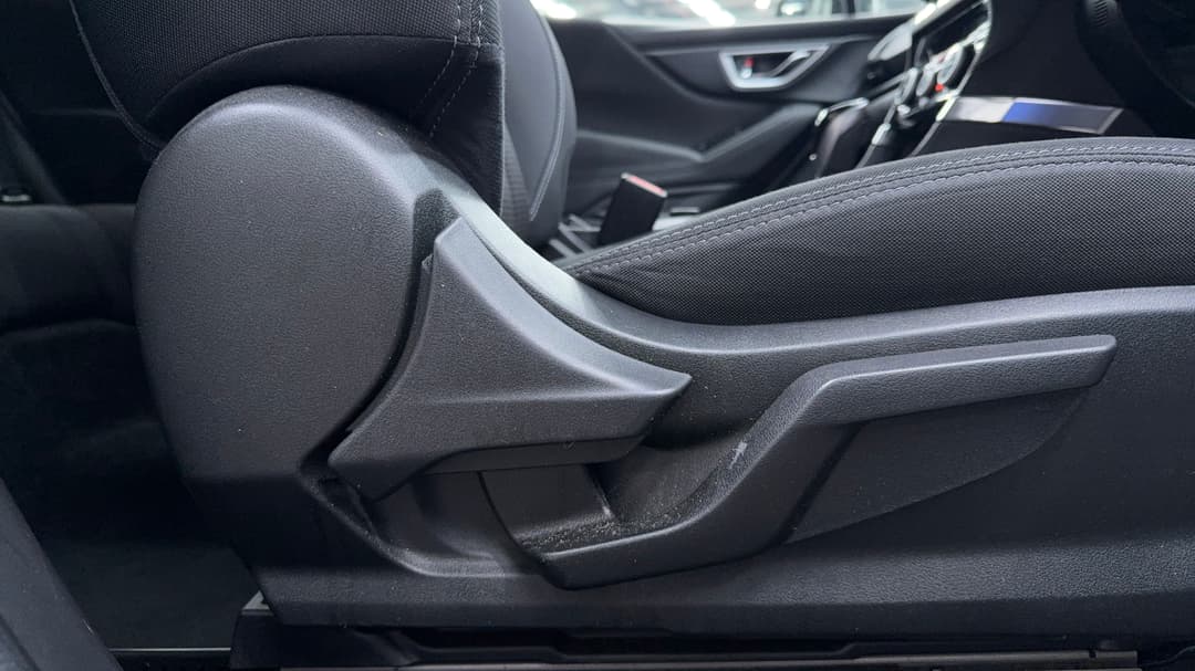 2024 Subaru Forester 2.5i (AWD), Automatic, 52910 km, Drivers Side Adjustment Panel