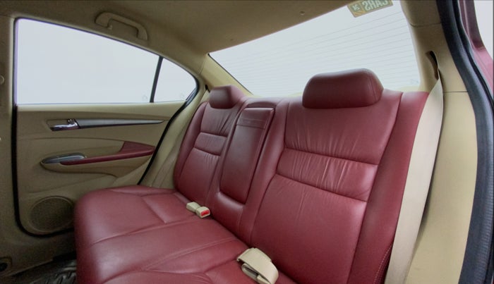 2013 Honda City 1.5L I-VTEC V MT, Petrol, Manual, 64,555 km, Right Side Rear Door Cabin