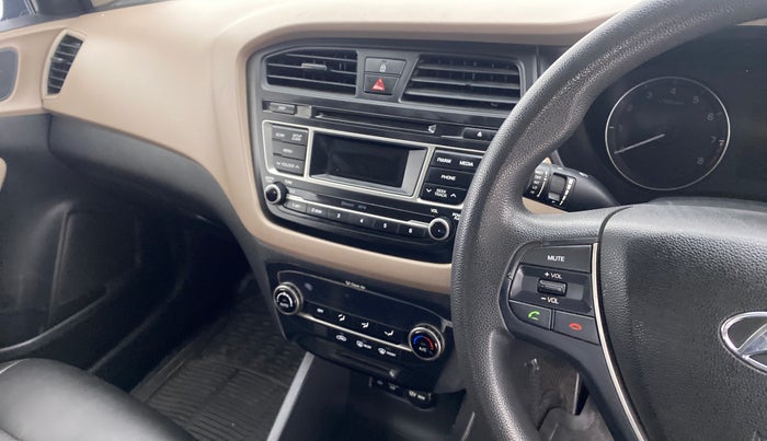 2015 Hyundai Elite i20 SPORTZ 1.2, Petrol, Manual, 70,909 km, Infotainment system - Parking sensor not working