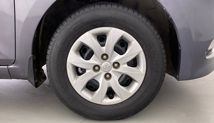 2015 Hyundai Elite i20 SPORTZ 1.2, Petrol, Manual, 70,909 km, Right Front Wheel