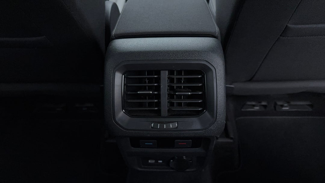 Rear A/C Vent