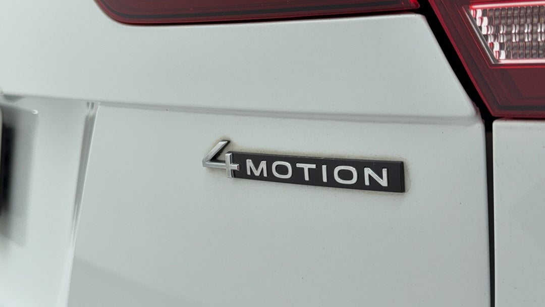 Badge (Boot Right Side)