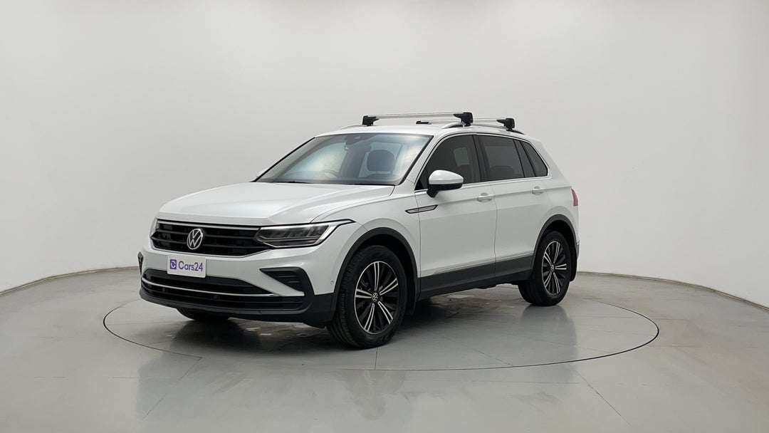 Left Front Diagonal (45- Degree) View