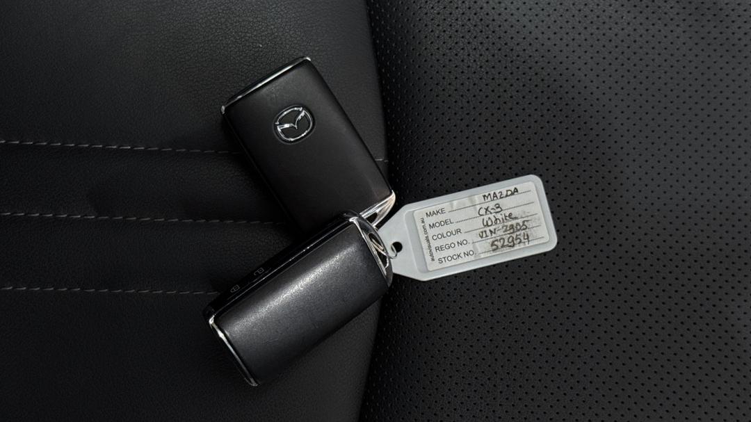 2024 Mazda CX-3 G20 Akari, Automatic, 23532 km, Key Close-up