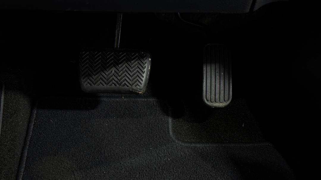 2024 Toyota Corolla Ascent Sport, Automatic, 40807 km, Pedals and Footmat