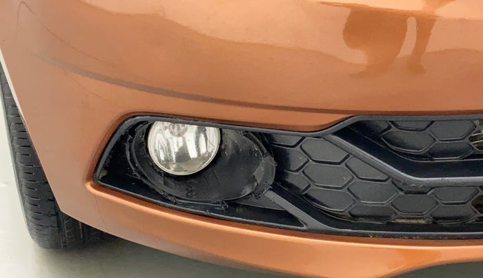 2017 Tata TIGOR XT PETROL, Petrol, Manual, 28,382 km, Right fog light - Not working