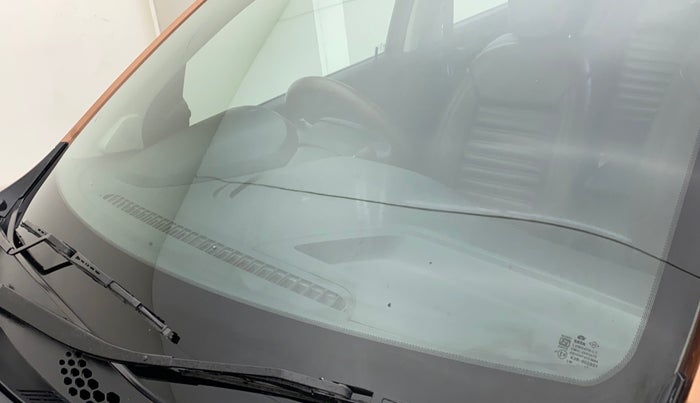 2017 Tata TIGOR XT PETROL, Petrol, Manual, 28,382 km, Front windshield - Minor spot on windshield