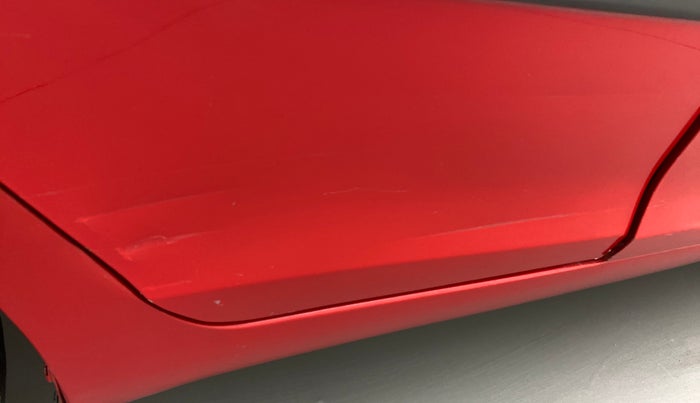 2016 Maruti Swift VDI ABS, Diesel, Manual, 85,898 km, Right rear door - Minor scratches