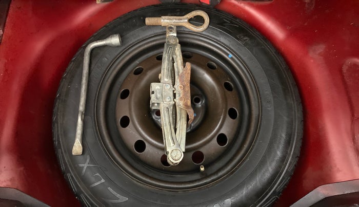 2016 Maruti Swift VDI ABS, Diesel, Manual, 85,898 km, Dicky (Boot door) - Tool missing