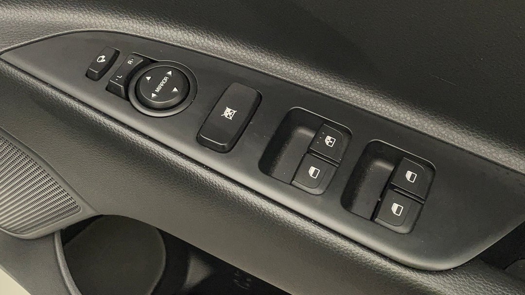 2021 Kia Rio Gt-line, Automatic, 17092 km, Drivers Side Door Panel Controls