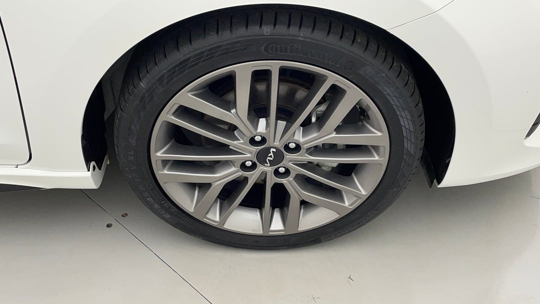 2021 Kia Rio Gt-line, Automatic, 17092 km, Right Front Wheel