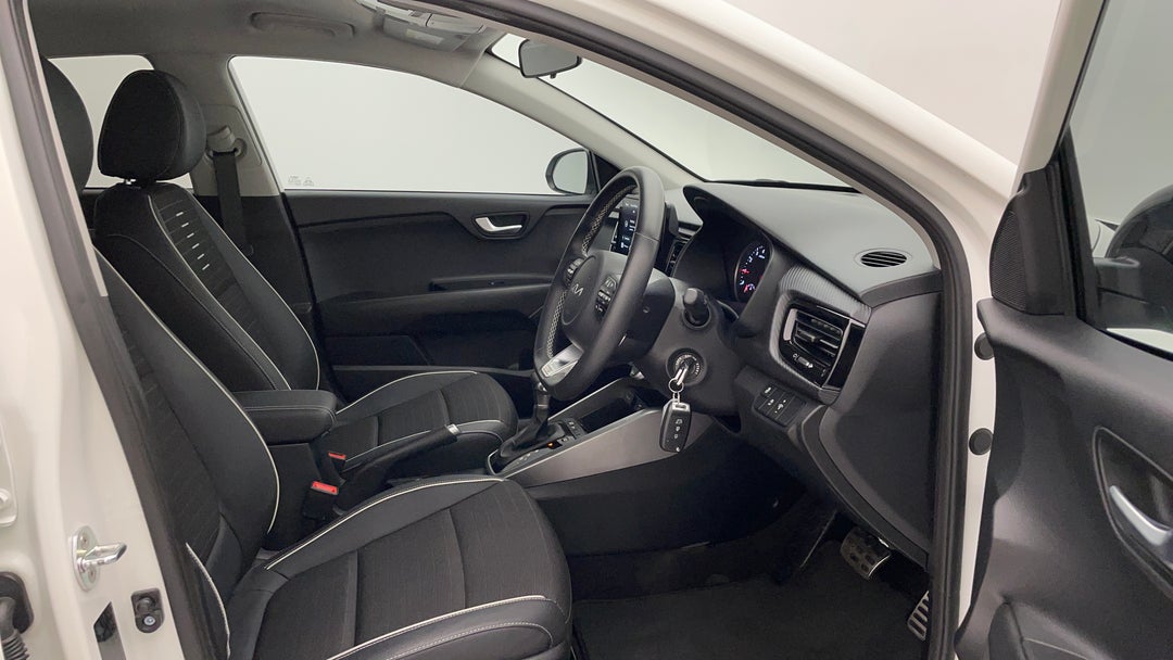 2021 Kia Rio Gt-line, Automatic, 17092 km, Right Side Front Door Cabin View