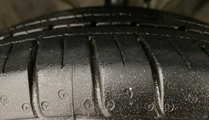 2019 KIA SELTOS HTK PLUS 1.5, Petrol, Manual, 15,858 km, Right Front Tyre Tread