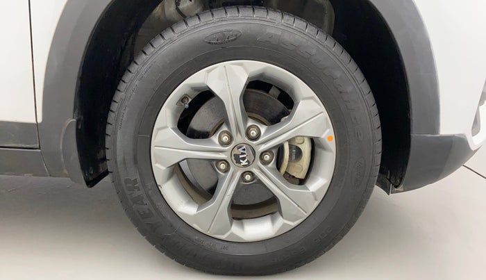 2019 KIA SELTOS HTK PLUS 1.5, Petrol, Manual, 15,858 km, Right Front Wheel