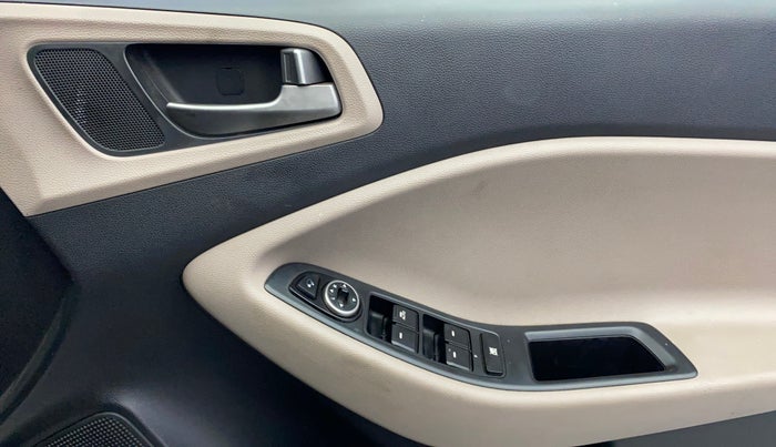 2014 Hyundai Elite i20 ASTA 1.2, Petrol, Manual, 53,216 km, Driver Side Door Panels Control