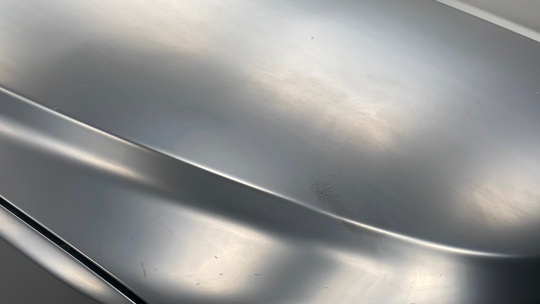 2018 Jeep Grand Cherokee Laredo (4x4), Automatic, 29900 km, Bonnet Chip