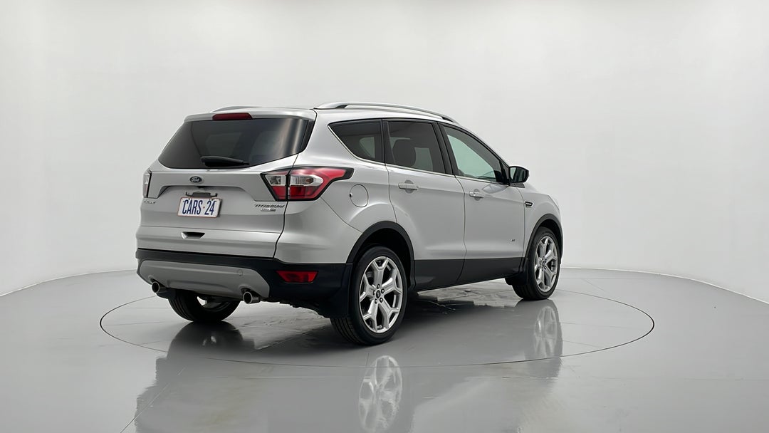 Right Back Diagonal (45- Degree) View