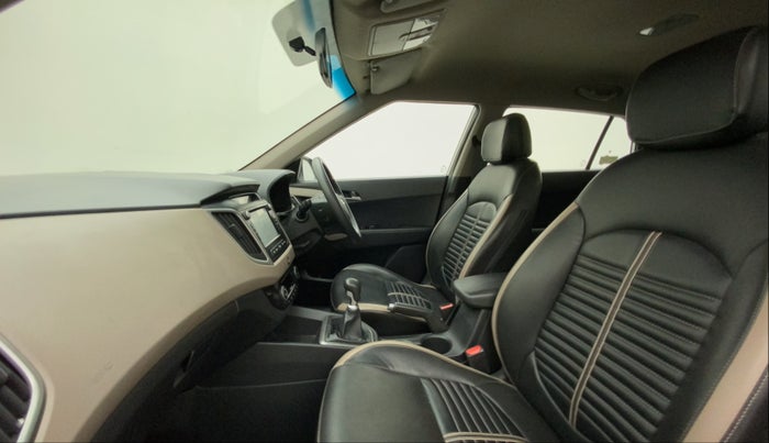 2015 Hyundai Creta SX PLUS 1.6 PETROL, Petrol, Manual, 34,606 km, Right Side Front Door Cabin