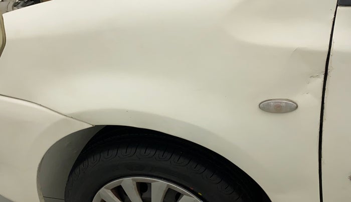2011 Toyota Etios G SP, Petrol, Manual, 85,947 km, Left fender - Slightly dented