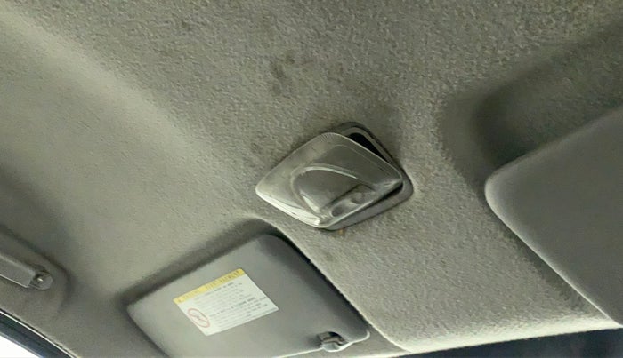 2011 Toyota Etios G SP, Petrol, Manual, 85,947 km, Ceiling - Roof Lights not fixed proper