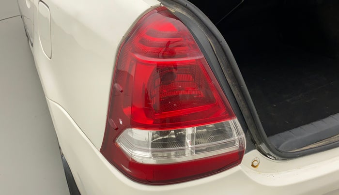 2011 Toyota Etios G SP, Petrol, Manual, 85,947 km, Left tail light - Minor scratches