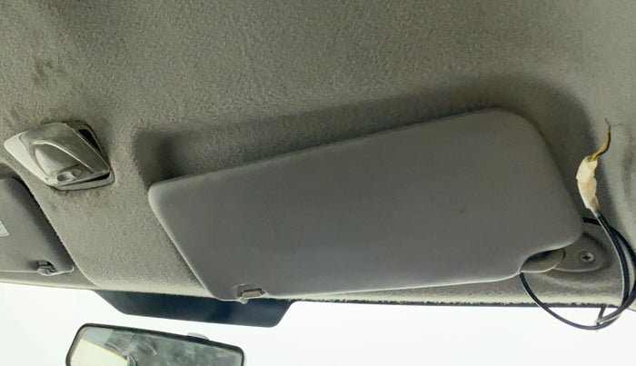 2011 Toyota Etios G SP, Petrol, Manual, 85,637 km, Ceiling - Sun visor minor damage