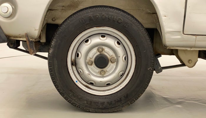 2015 Maruti Omni 5 STR, Petrol, Manual, 56,292 km, Right Rear Wheel